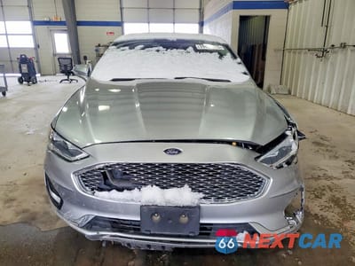 Piąte zdjęcie samochodu w środku: 2020 FORD FUSION TITANIUM VIN:3FA6P0D96LR115436 - miniatura
