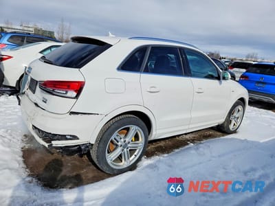 Trzecie zdjęcie samochodu z tyłu: 2016 AUDI Q3 PRESTIGE VIN:WA1GFCFS7GR006076 - miniatura