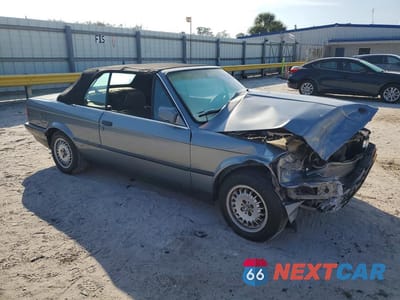 Czwarte zdjęcie samochodu z boku: 1991 BMW 318 I VIN:WBABA7317MEJ11315 - miniatura