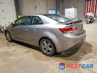 Drugie zdjęcie samochodu z przodu: 2011 KIA FORTE KOUP EX VIN:KNAFU6A25B5385446 - miniatura