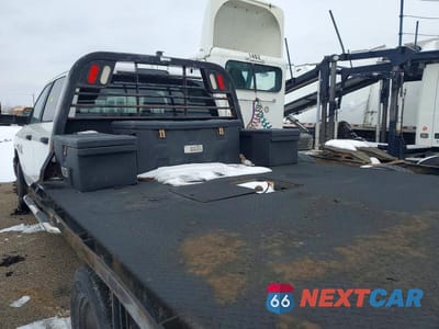 Zdjęcie 9 z 10 samochodu: 2017 RAM 3500 FLATBED TRUCK VIN:3C7WRTCL7HG619888 - miniatura