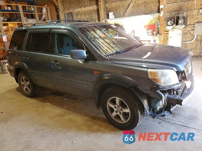 Czwarte zdjęcie samochodu z boku: 2006 HONDA PILOT EX VIN:2HKYF18436H521109 - miniatura
