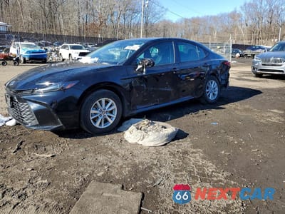 2025 TOYOTA CAMRY LE 4T1DAACK3SU514708 - główne zdjęcie licytacji z USA - miniatura