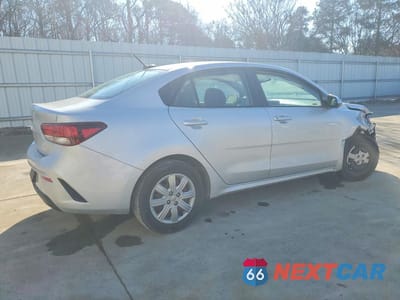 Trzecie zdjęcie samochodu z tyłu: 2021 KIA RIO LX VIN:3KPA24AD1ME412478 - miniatura