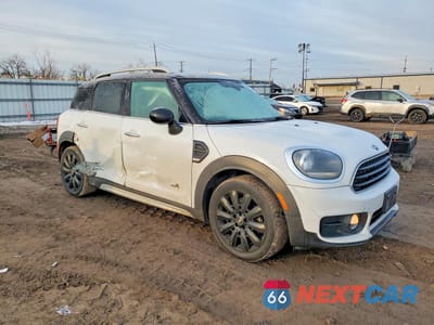 Czwarte zdjęcie samochodu z boku: 2019 MINI COOPER COUNTRYMAN ALL4 VIN:WMZYV5C55K3F58164 - miniatura