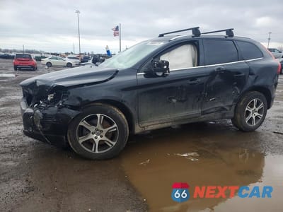 2013 VOLVO XC60 T6 YV4902DZ9D2410394 - główne zdjęcie licytacji z USA - miniatura