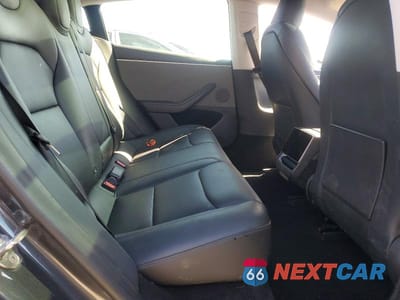 Zdjęcie 10 z 12 samochodu: 2024 TESLA MODEL 3 VIN:5YJ3E1EA8RF729772 - miniatura