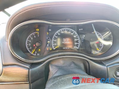 Zdjęcie 9 z 11 samochodu: 2018 JEEP GRAND CHEROKEE OVERLAND VIN:1C4RJFCG2JC227321 - miniatura