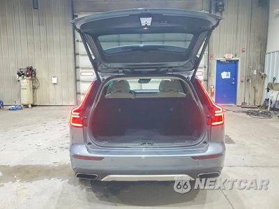 Zdjęcie 6 z 12 samochodu: 2020 VOLVO V60 CROSS COUNTRY T5 MOMENTUM VIN:YV4102WK4L1040926 - miniatura
