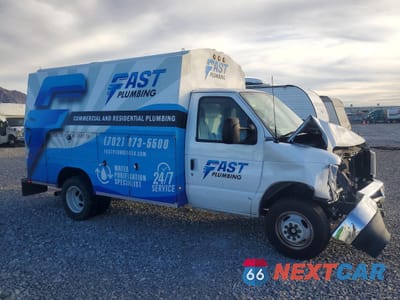 Czwarte zdjęcie samochodu z boku: 2024 FORD ECONOLINE E350 SUPER DUTY CUTAWAY VAN VIN:1FDWE3FN6RDD04676 - miniatura
