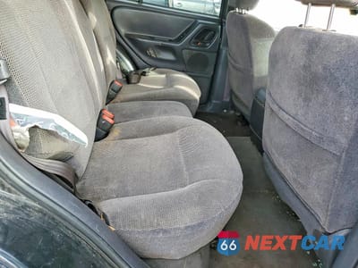 Zdjęcie 11 z 13 samochodu: 2001 JEEP GRAND CHEROKEE LAREDO VIN:1J4GW48S61C694679 - miniatura