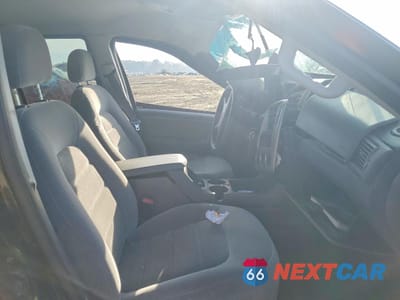 Zdjęcie 7 z 13 samochodu: 2005 FORD EXPLORER XLT VIN:1FMZU73K45UB05282 - miniatura