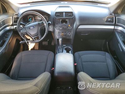 Zdjęcie 8 z 13 samochodu: 2016 FORD EXPLORER XLT VIN:1FM5K8D86GGA98043 - miniatura