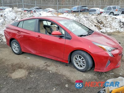 Czwarte zdjęcie samochodu z boku: 2018 TOYOTA PRIUS VIN:JTDKARFUXJ3548317 - miniatura