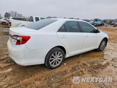 Trzecie zdjęcie samochodu z tyłu: 2014 TOYOTA CAMRY SE VIN:4T1BK1FK0EU027471 - miniatura