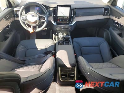 Zdjęcie 8 z 13 samochodu: 2025 VOLVO XC90 CORE VIN:YV4062PA1S1370778 - miniatura