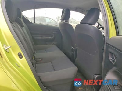 Zdjęcie 10 z 13 samochodu: 2015 TOYOTA PRIUS C VIN:JTDKDTB31F1105056 - miniatura
