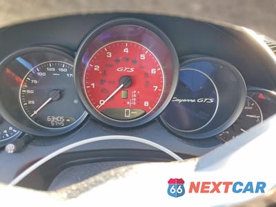 Zdjęcie 9 z 12 samochodu: 2016 PORSCHE CAYENNE GT VIN:WP1AD2A29GLA80233 - miniatura