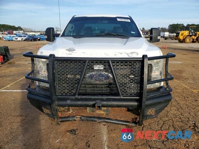 Piąte zdjęcie samochodu w środku: 2019 FORD F250 SUPER DUTY VIN:1FT7W2BT8KEC19729 - miniatura