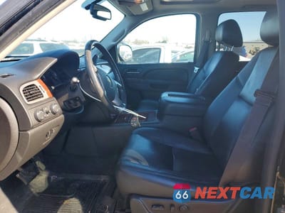 Zdjęcie 7 z 12 samochodu: 2013 CHEV TAHOE K1500 LTZ VIN:1GNSKCE00DR374436 - miniatura