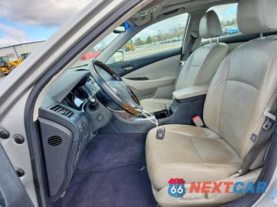 Zdjęcie 7 z 13 samochodu: 2011 LEXUS ES 350 VIN:JTHBK1EG3B2451797 - miniatura