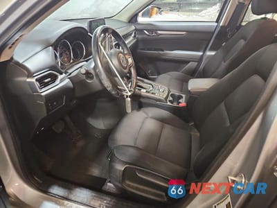 Zdjęcie 7 z 12 samochodu: 2018 MAZDA CX-5 SPORT VIN:JM3KFBBM3J0462080 - miniatura