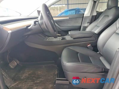 Zdjęcie 7 z 11 samochodu: 2024 TESLA MODEL Y VIN:7SAYGDED5RA332516 - miniatura