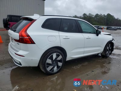 Trzecie zdjęcie samochodu z tyłu: 2025 VOLVO XC60 PLUS VIN:YV4H60RC5S1007891 - miniatura