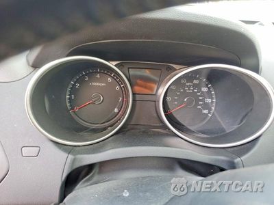 Zdjęcie 9 z 13 samochodu: 2015 HYUNDAI TUCSON LIMITED VIN:KM8JU3AG3FU042262 - miniatura