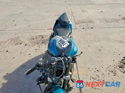 Piąte zdjęcie samochodu w środku: 2021 KAWASAKI ZX636 K VIN:JKBZXJH14MA009604 - miniatura