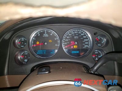Zdjęcie 9 z 13 samochodu: 2010 CHEVROLET TAHOE K1500 LT VIN:1GNUKBE04AR114118 - miniatura
