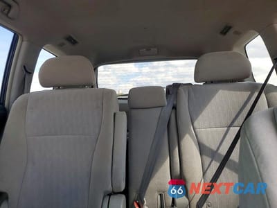 Zdjęcie 10 z 12 samochodu: 2011 TOYOTA HIGHLANDER BASE VIN:5TDZA3EH0BS016798 - miniatura