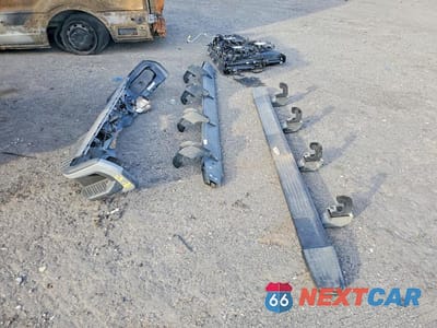 Zdjęcie 12 z 12 samochodu: 2024 CHEVROLET SILVERADO K1500 RST VIN:1GCUDEE89RZ158363 - miniatura