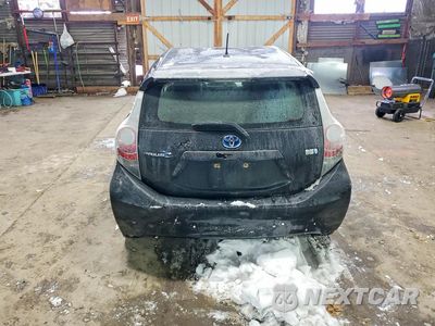 Zdjęcie 6 z 11 samochodu: 2012 TOYOTA PRIUS C VIN:JTDKDTB38C1509189 - miniatura