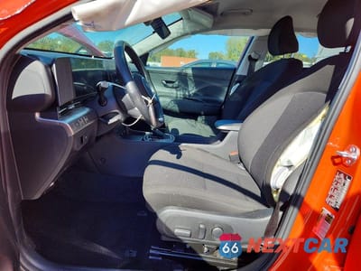Zdjęcie 7 z 12 samochodu: 2025 HYUNDAI KONA SEL VIN:KM8HB3AB9SU325364 - miniatura