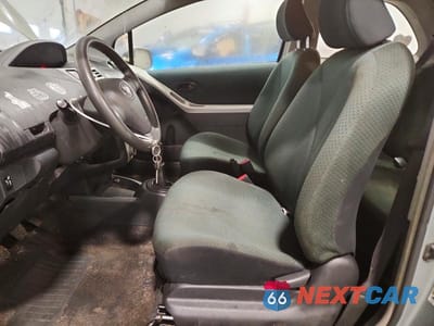 Zdjęcie 7 z 12 samochodu: 2007 TOYOTA YARIS VIN:JTDJT923185211309 - miniatura