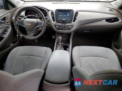 Zdjęcie 8 z 12 samochodu: 2016 CHEVROLET MALIBU LS VIN:1G1ZB5ST1GF176397 - miniatura