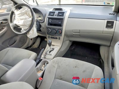Zdjęcie 8 z 12 samochodu: 2013 TOYOTA COROLLA LE VIN:2T1BU4EE0DC987638 - miniatura