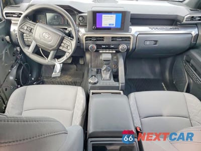 Zdjęcie 8 z 13 samochodu: 2026 TOYOTA TACOMA DOUBLE CAB VIN:3TMLB5JN8TM211169 - miniatura