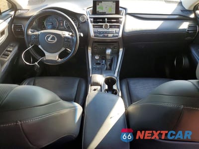 Zdjęcie 8 z 11 samochodu: 2017 LEXUS NX 200T BASE VIN:JTJBARBZ0H2111196 - miniatura