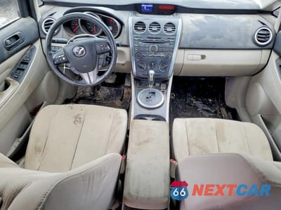 Zdjęcie 8 z 12 samochodu: 2010 MAZDA CX-7 VIN:JM3ER2W57A0338174 - miniatura