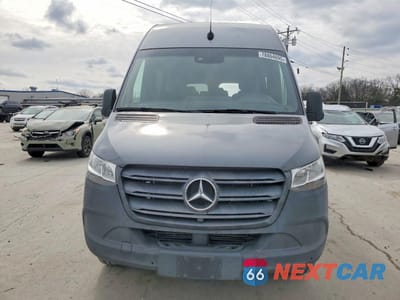 Piąte zdjęcie samochodu w środku: 2019 MERCEDES-BENZ SPRINTER 2500 VIN:W1Z4EFHY9KP203020 - miniatura