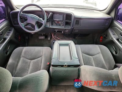 Zdjęcie 8 z 12 samochodu: 2006 CHEVROLET SILVERADO K1500 VIN:2GCEK13VX61210471 - miniatura