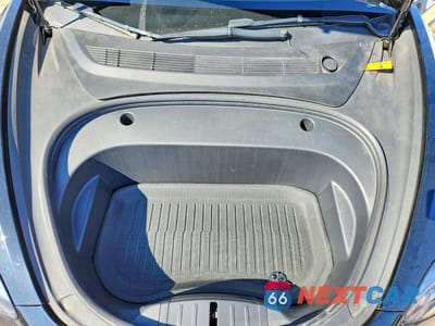 Zdjęcie 11 z 12 samochodu: 2023 TESLA MODEL 3 VIN:5YJ3E1EAXPF382569 - miniatura