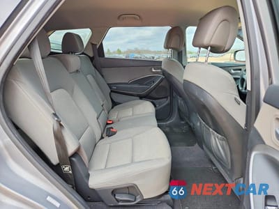 Zdjęcie 11 z 13 samochodu: 2017 HYUNDAI SANTA FE SE VIN:KM8SMDHF7HU256682 - miniatura