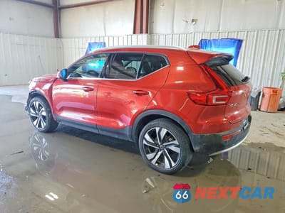 Drugie zdjęcie samochodu z przodu: 2024 VOLVO XC40 PLUS VIN:YV4L12UE3R2214037 - miniatura