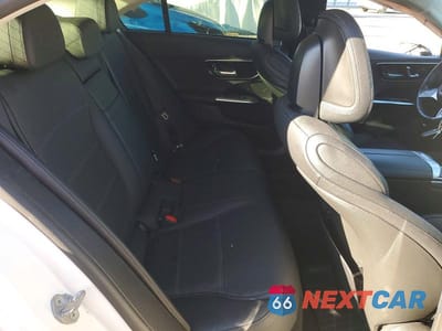 Zdjęcie 10 z 12 samochodu: 2022 MERCEDES-BENZ C 300 VIN:W1KAF4GB2NR011589 - miniatura
