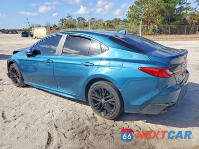 Drugie zdjęcie samochodu z przodu: 2025 TOYOTA CAMRY XSE VIN:4T1DBADK9SU519763 - miniatura
