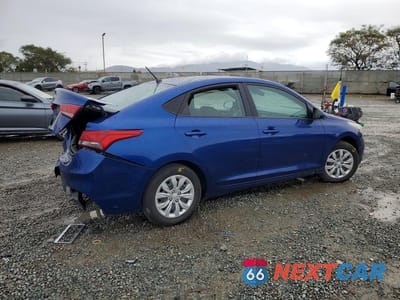 Trzecie zdjęcie samochodu z tyłu: 2022 HYUNDAI ACCENT SE VIN:3KPC24A60NE174375 - miniatura