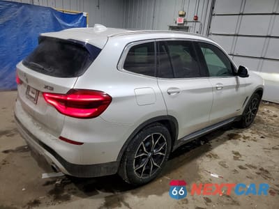 Trzecie zdjęcie samochodu z tyłu: 2018 BMW X3 XDRIVE30I VIN:5UXTR9C58JLD63954 - miniatura
